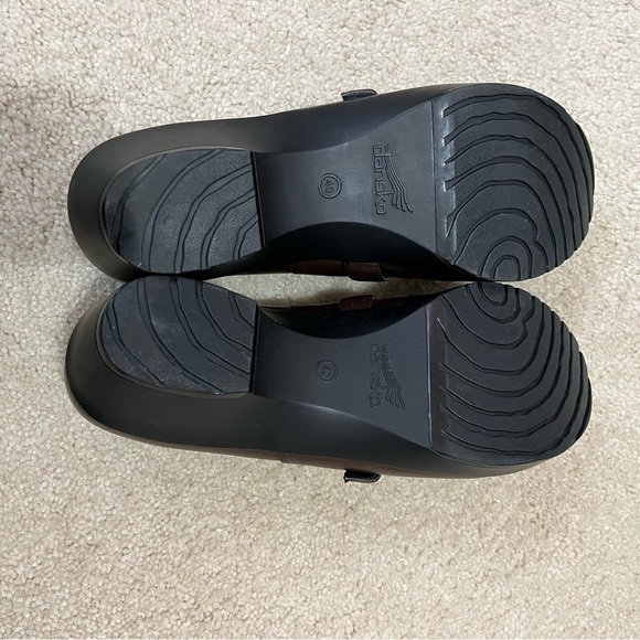 Dansko Brown Leather Slip On Nursing Medical Wedge Shoes - Picture 13 of 16